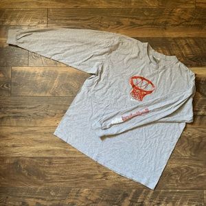 Nike Basketball Long Sleeve T-Shirt | Grey